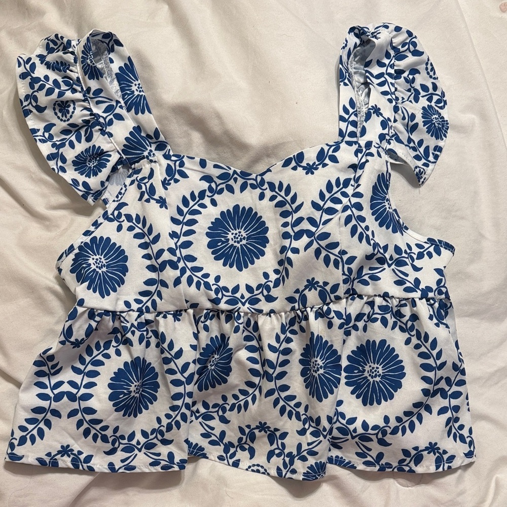 Blue and White Floral Sleeveless Top
